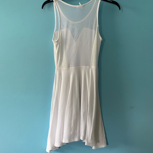 D- Mesh panel dress - Picture 3 of 3